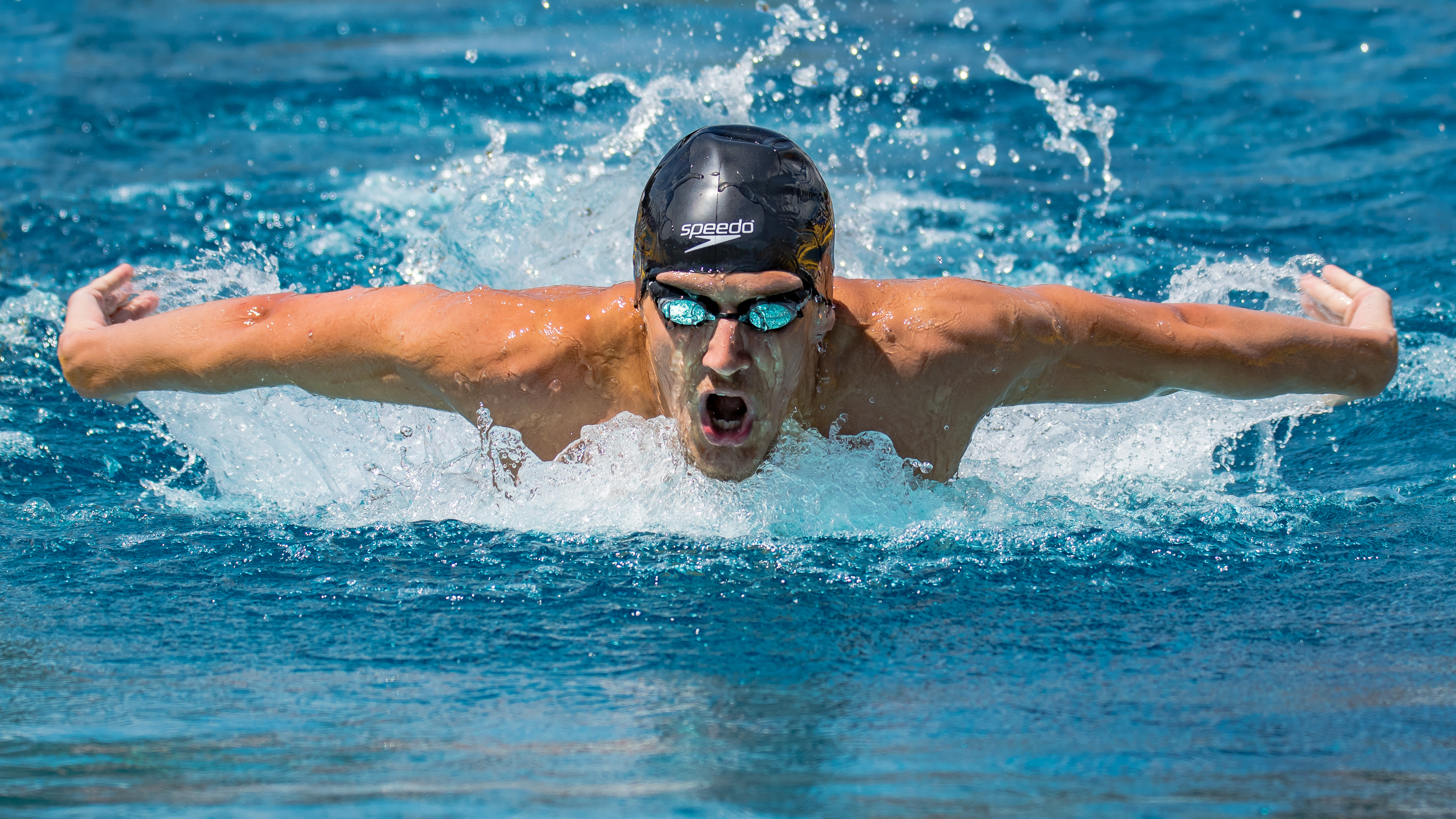 MASTER, PIOGGIA DI RECORD ITALIANI NEI 100 FARFALLA A RICCIONE