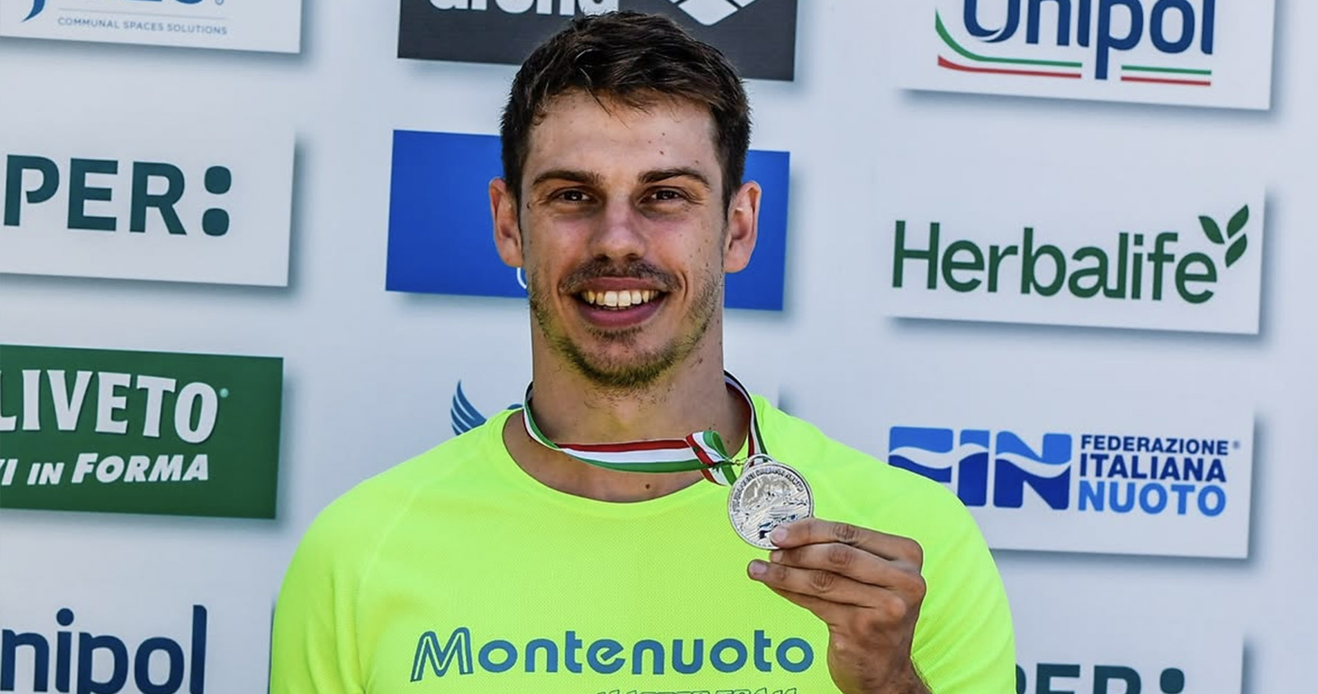 FRANCESCO PELLIZZARI CAMPIONE ITALIANO NEI 200 RANA AI CAMPIONATI ITALIANI NUOTO MASTER